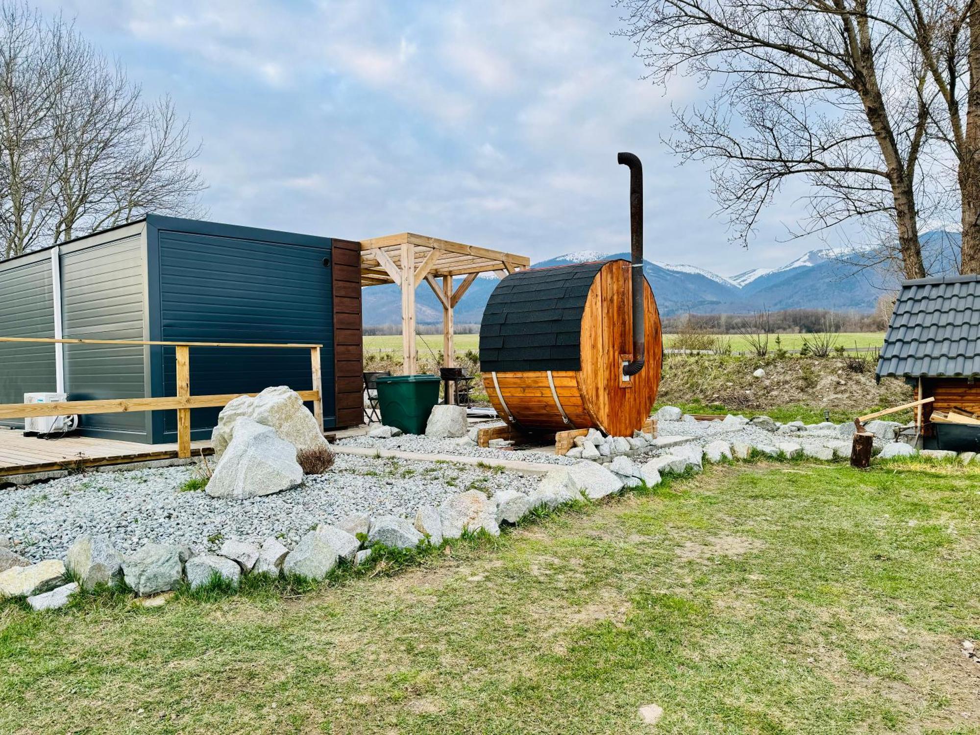 Tiny House With Mountain Views Διαμέρισμα Turany Εξωτερικό φωτογραφία